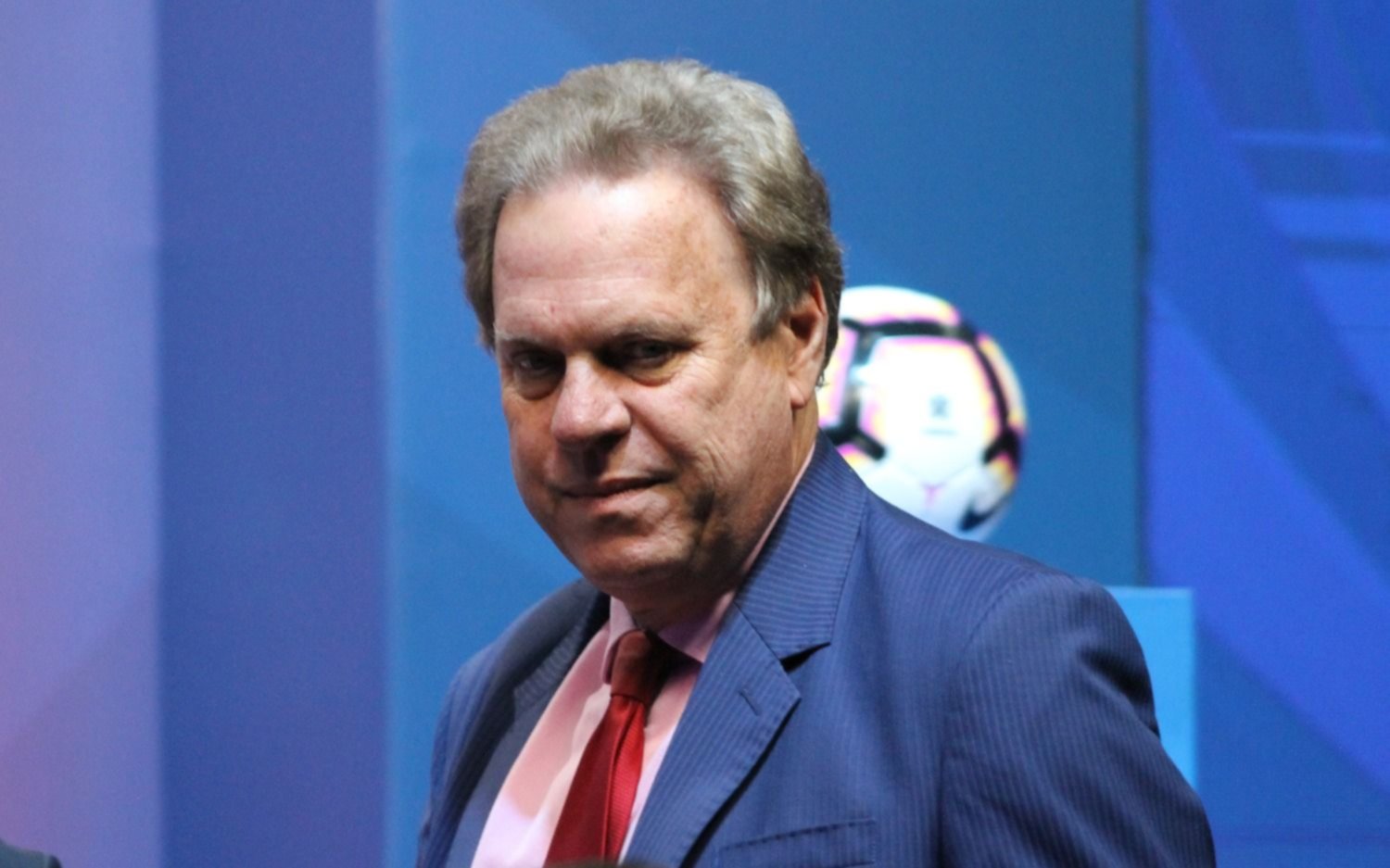 Ramón Jesurún, presidente de la Federación Colombiana de Fútbol, fue detenido tras la final de la Copa América