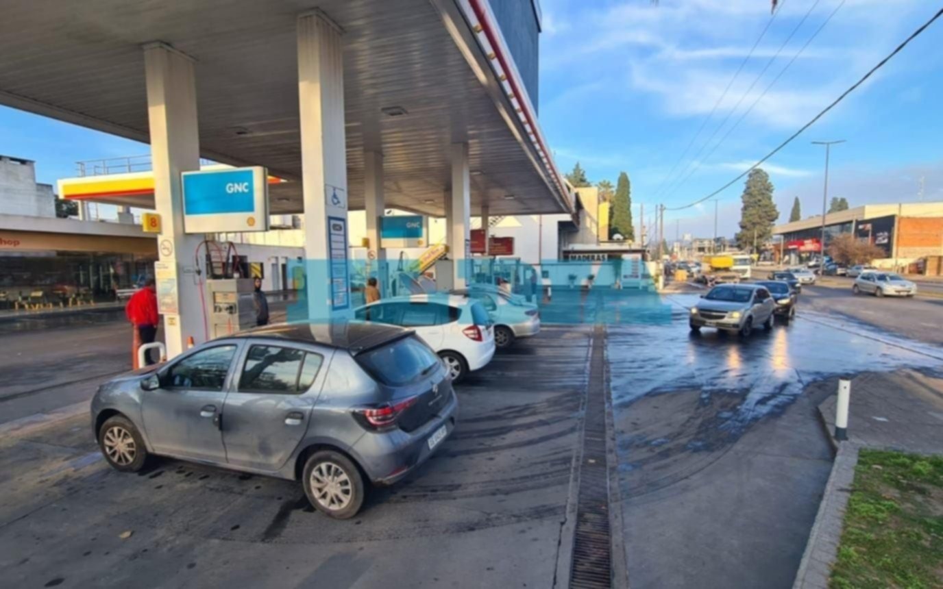 Vuelven a cargar GNC en La Plata y llega el alivio para taxistas y remiseros