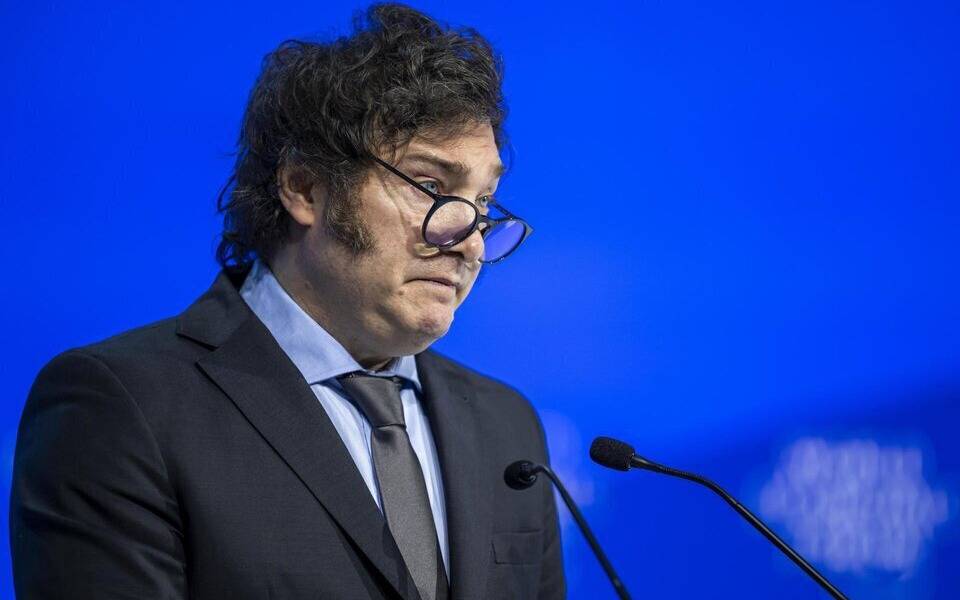 Milei ordenó la disolución de la Agencia Federal de Inteligencia y anunció el regreso de la SIDE