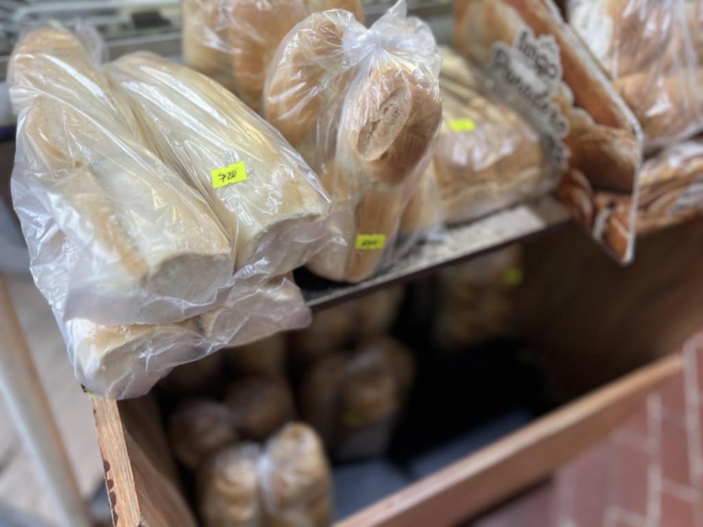 El pan 5 por ciento más caro: sube el precio aunque cae el consumo