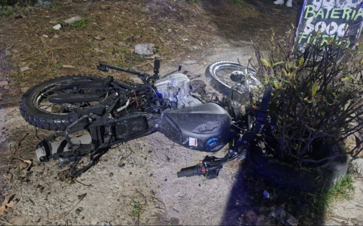 Accidente fatal en Berisso: murió un joven de 24 años que conducía una moto robada
