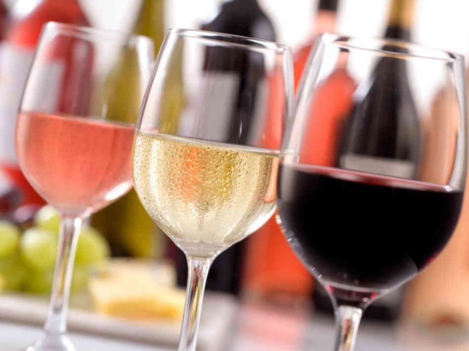¿Qué dice la etiqueta del vino?