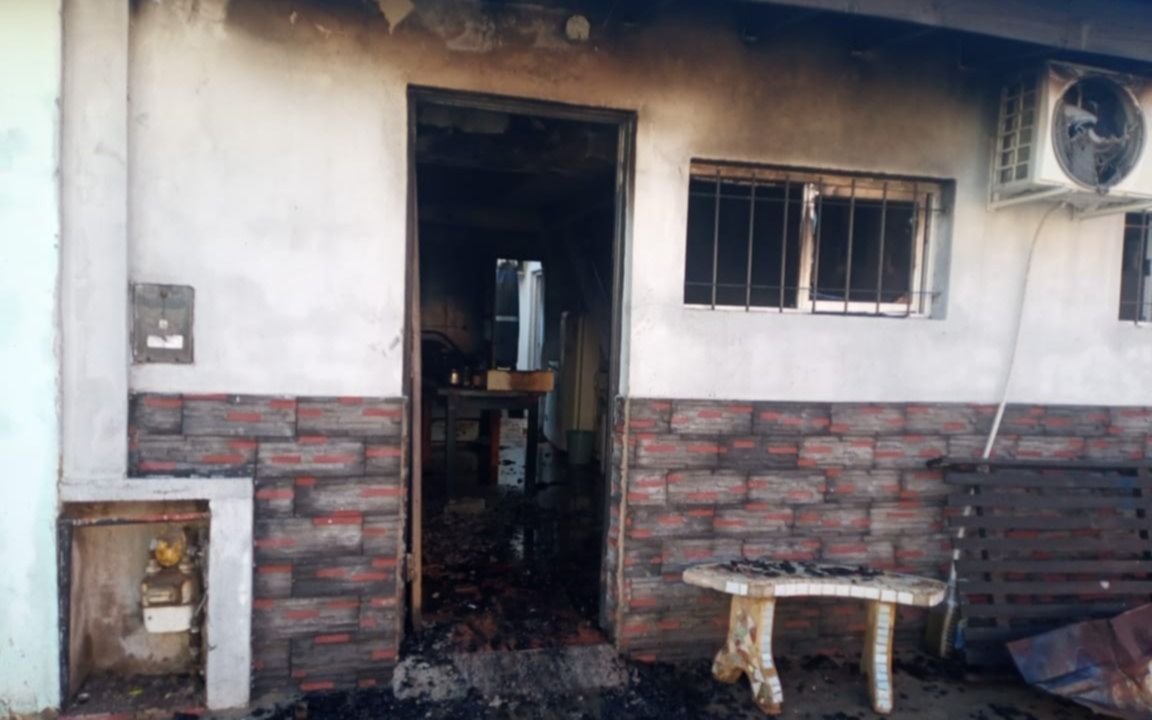 Incendio, evacuados y un bebé de 4 meses intoxicado en El Dique