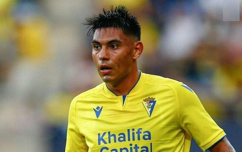 Por diferencias se demora el arribo de Arzamendia