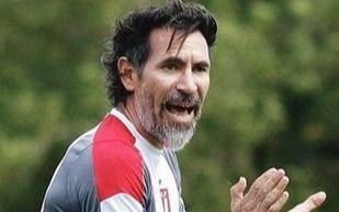 Estudiantes pide a gritos un delantero: los 3 que se cayeron y el más firme es un surgido en la cantera de Boca