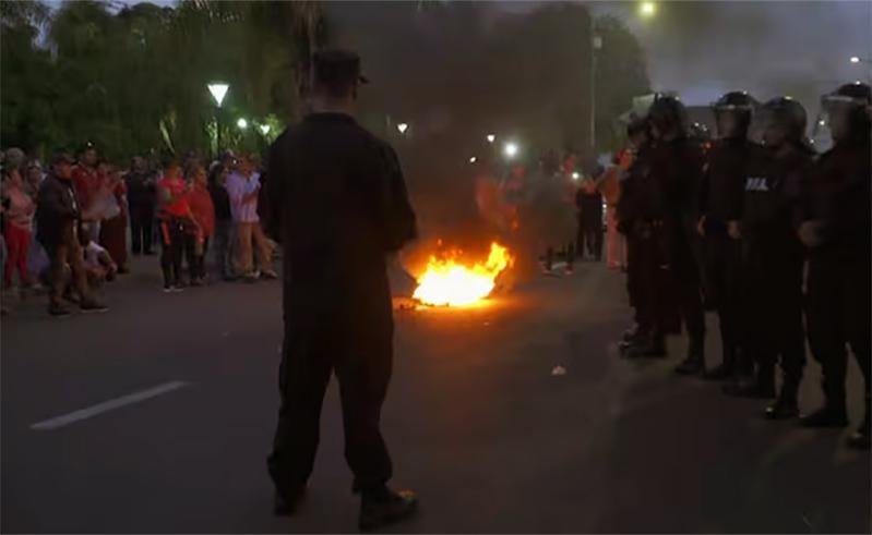 Declaró el excomisario y hubo severos incidentes