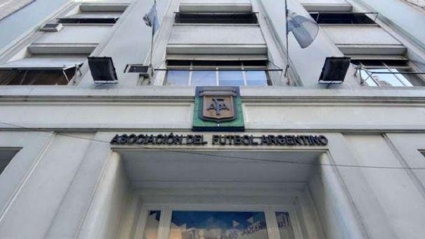 Tras la reunión en AFA, casi todos los clubes se pronunciaron contra las SAD