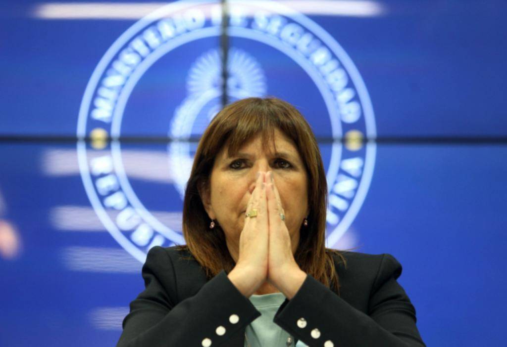 Bullrich pide definición: opositor u oficialista