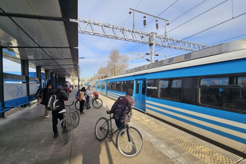 Auto, tren, bicicleta o todo junto: las fórmulas para viajar en la zona Norte