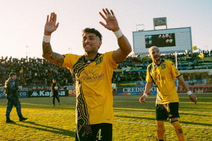 Aldosivi derrotó 1-0 a Colón y es el nuevo líder de la Zona B