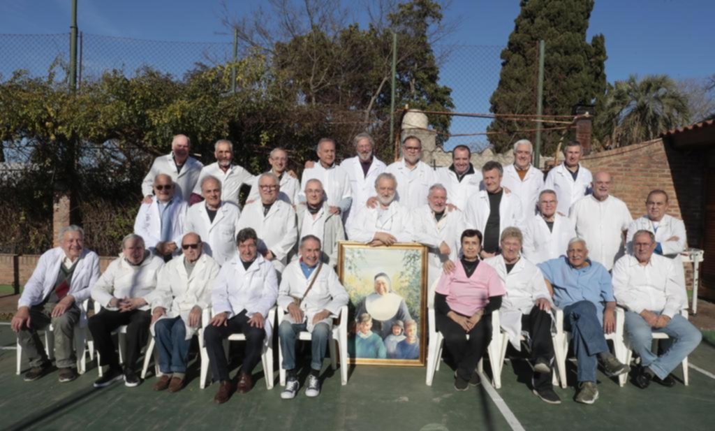 Medicina, compañerismo y amistad, con el Hospital de Niños como nexo