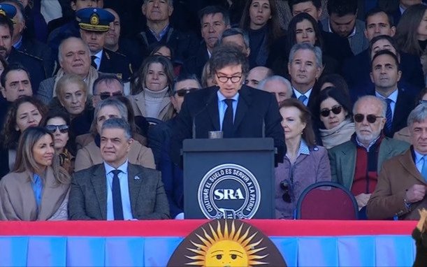 Javier Milei La Rural: prometió la salida del cepo y la eliminación de las retenciones, pero evitó dar fechas