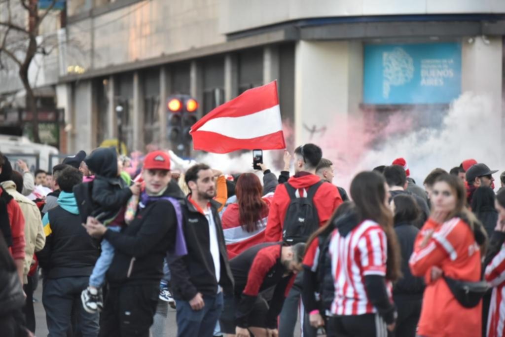 La fiesta Pincha tuvo un segundo capítulo en las calles del centro
