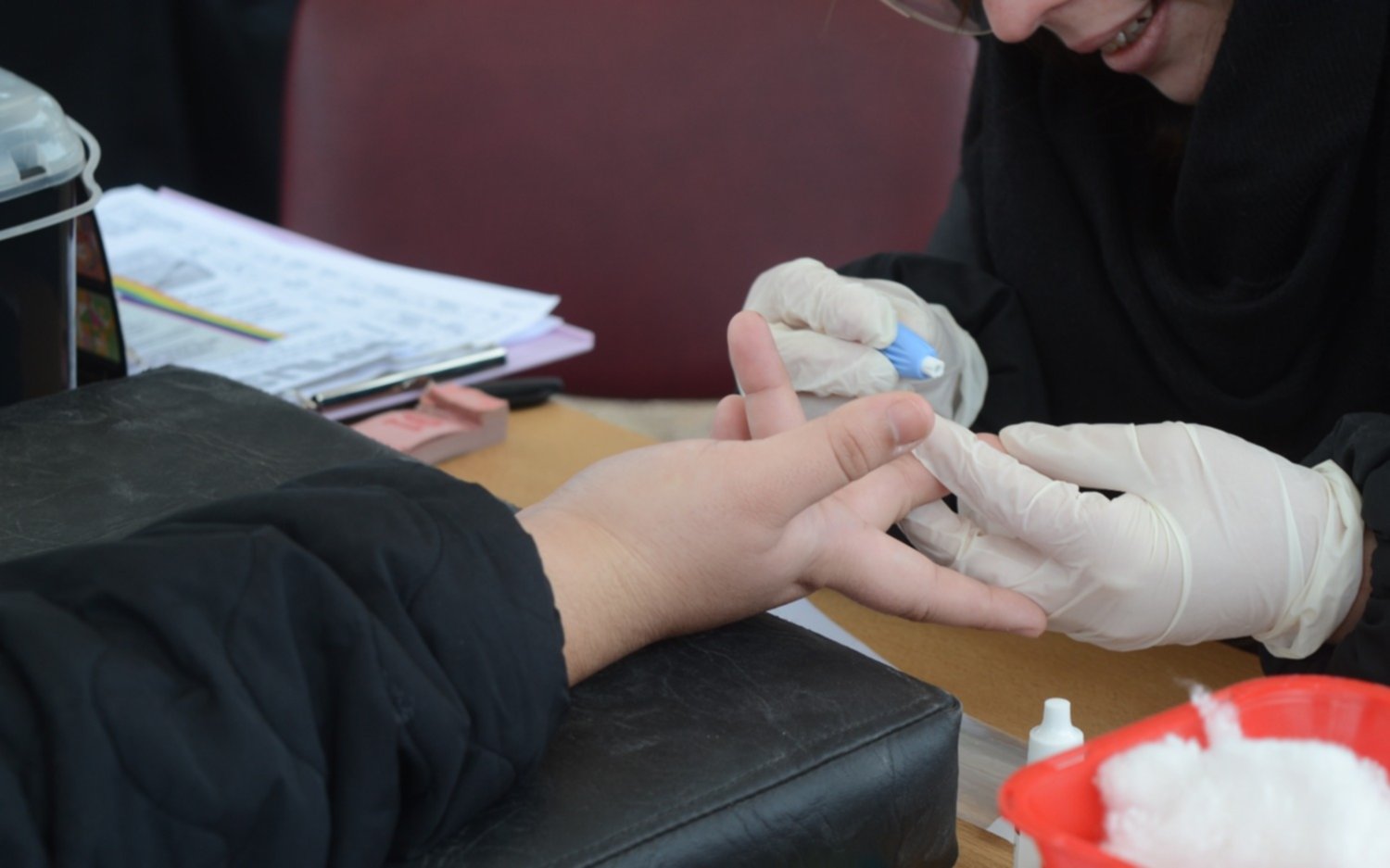 Realizarán testeos gratuitos en Plaza Moreno para detectar hepatitis B y C