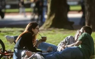 Se viene un "veranito" en pleno invierno
