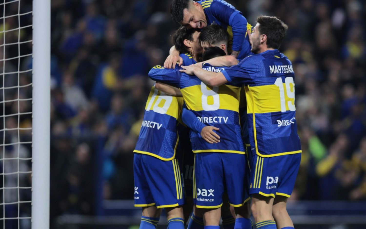 Boca goleó a Banfield 3 a 0 en la Bombonera con goles de Cavani, Merentiel y Saralegui