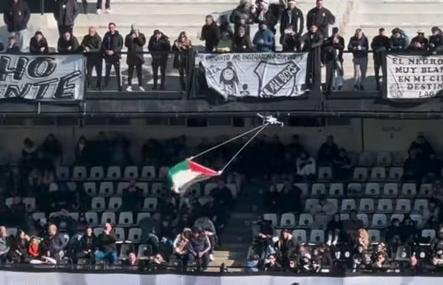 Dura sanción a barras de All Boys por actos antisemitas