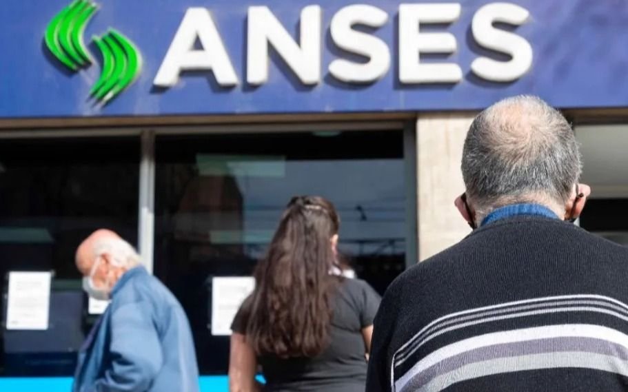 Anses confirmó el nuevo bono de $70.000 para los jubilados en julio 2025: quiénes lo cobran