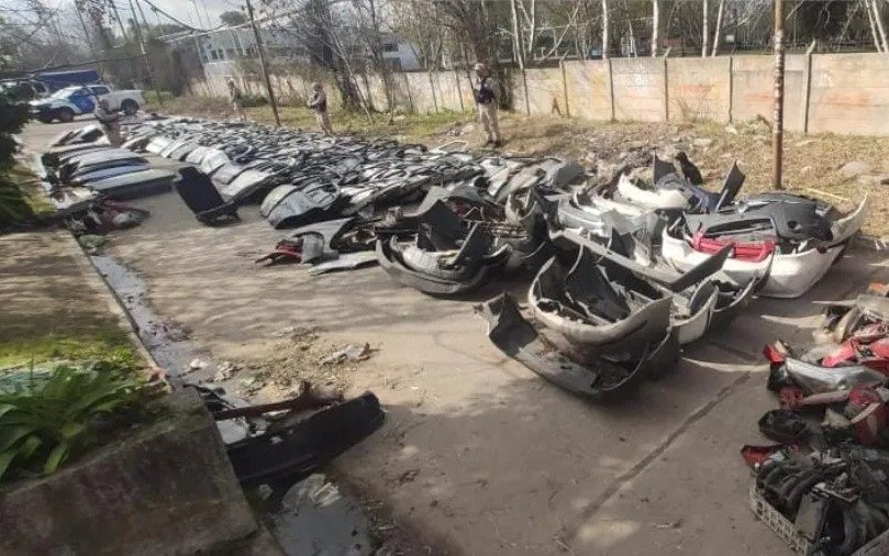 Desbaratan desarmadero clandestino en La Ribera de Quilmes 