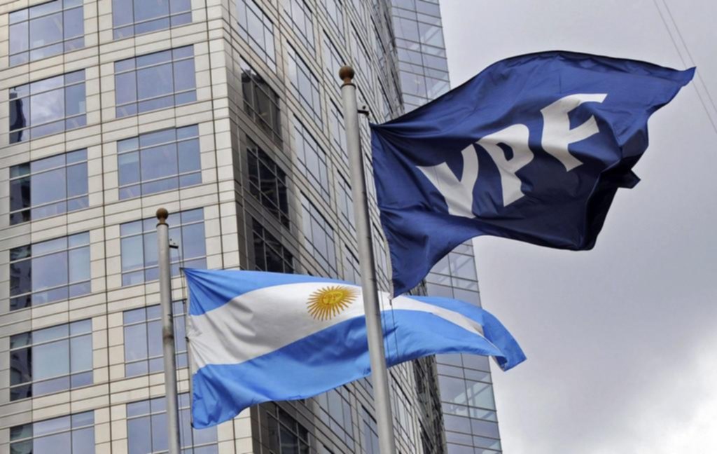 Reacción por YPF: el Gobierno reclamó suspender el fallo