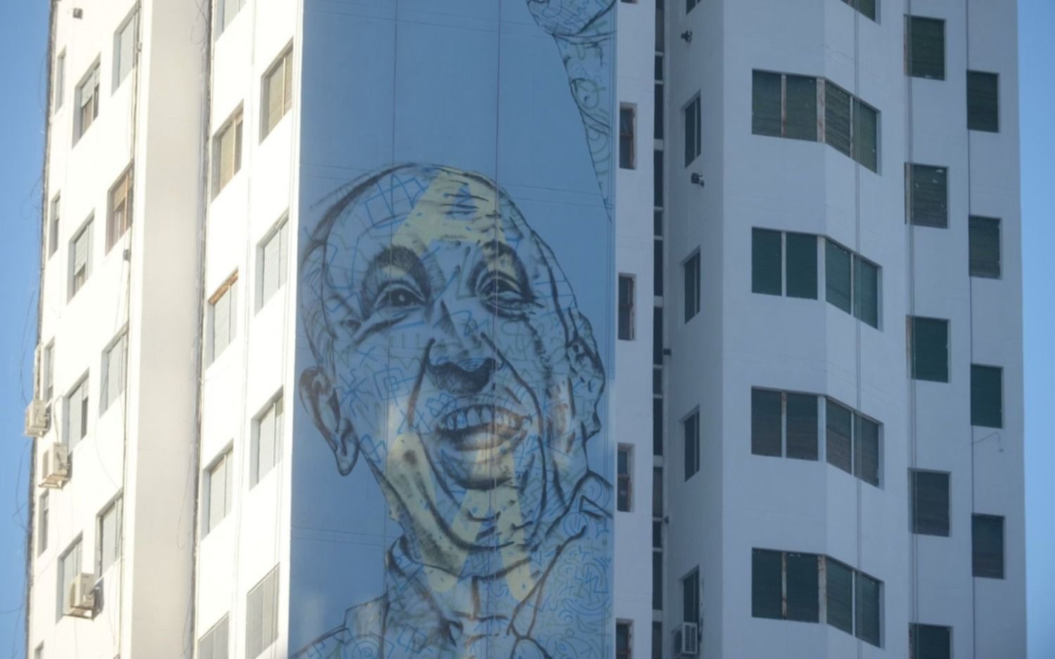 En fotos | En La Plata, así avanza la realización del mural "más grande del mundo" dedicado a Francisco