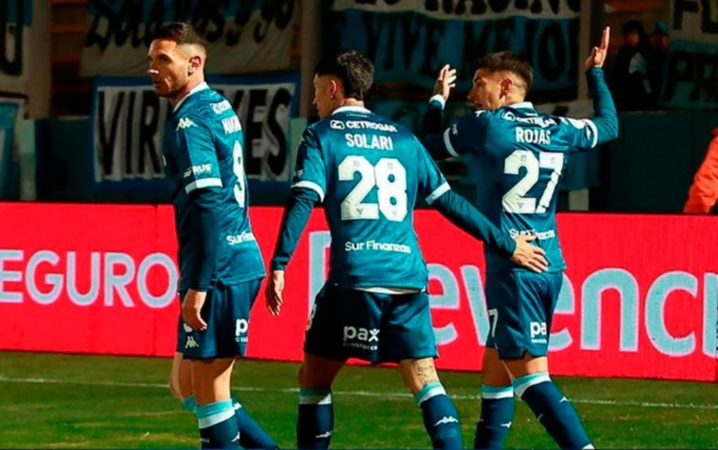 Racing le tiró la jerarquía encima a los sanjuaninos y se clasificó a Octavos