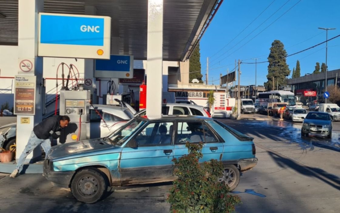 La Plata sigue con cortes de luz y expendio de GNC a medias: la ola polar desnuda la crisis energética