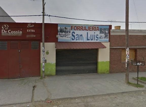 ¡Asesinos! Envenenaron a un perro para entrar a robar en una forrajería