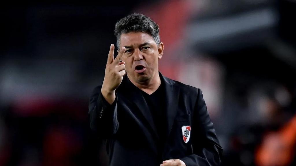 Tras el fracaso, en River llegó la “limpieza”