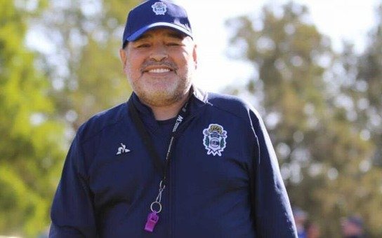 Nuevo juicio por la muerte de Diego Maradona: la decisión de un juez postergaría el proceso medio año más