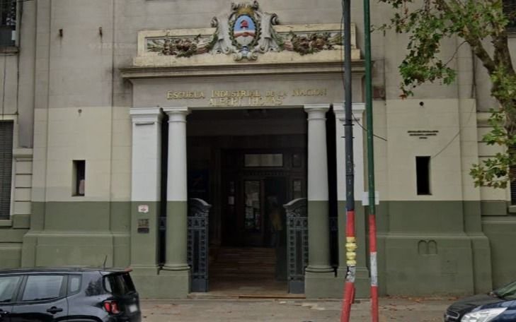 El Albert Thomas, otra escuela de La Plata con "aulas heladas": piden a los estudiantes entrar más tarde