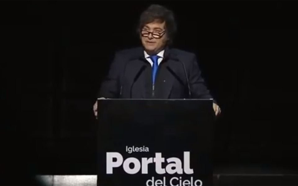 Ante evangélicos, Javier Milei celebró que “los que repartían y se quedaban con la mejor parte” cayeron presos