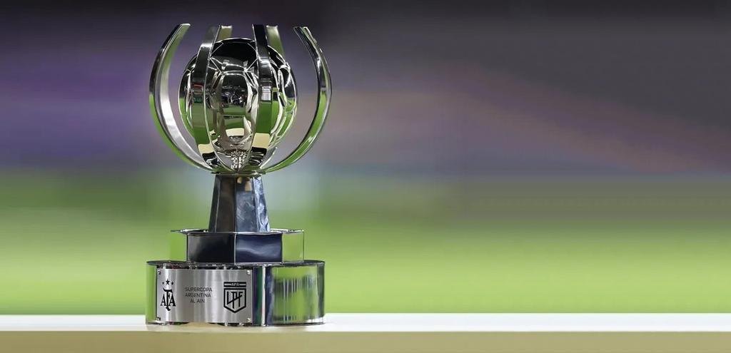 Supercopa: el origen del polémico torneo