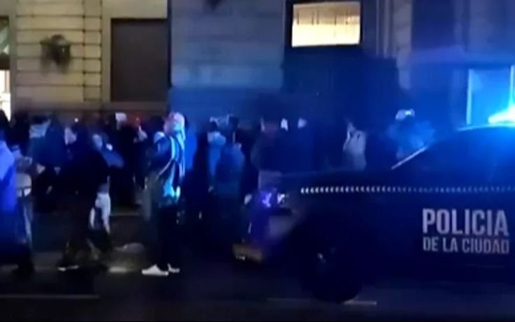 Amenaza de bomba y evacuación en la estación Retiro: a qué ramales afectó