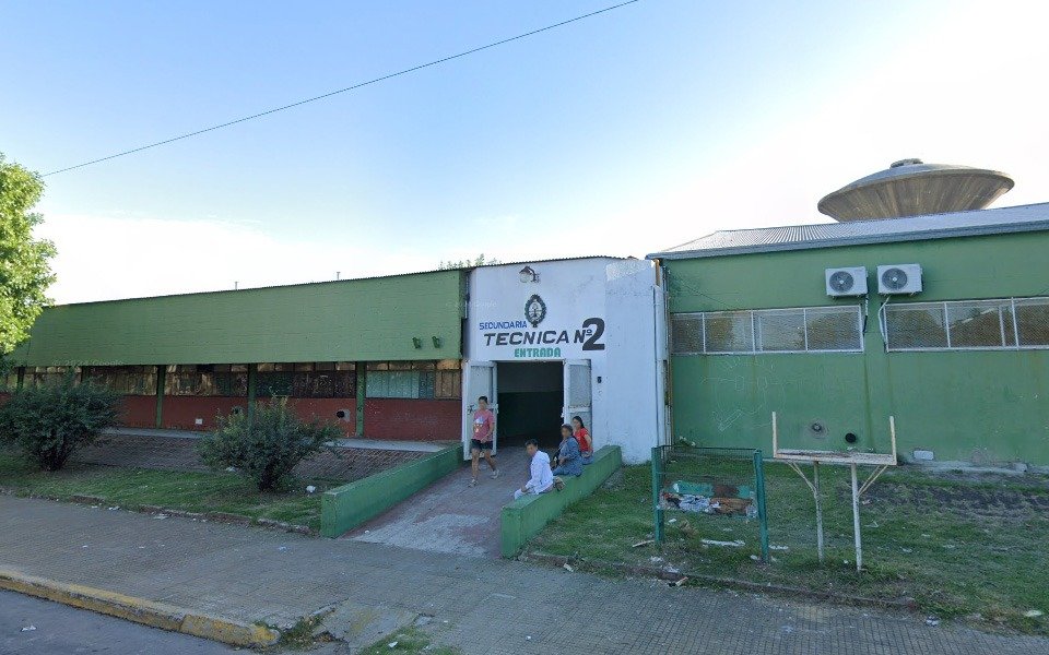 Brutal ataque a una escuela técnica de Ensenada: se llevaron computadoras y causaron destrozos