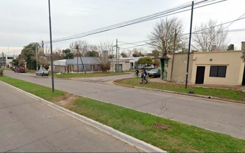 Precintos y transferencias: atan a una familia para vaciar sus cuentas