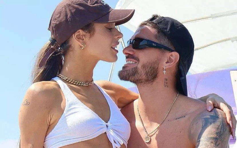 A un paso del altar: Tini Stoessel disfruta de los días de playa junto a Rodrigo de Paul