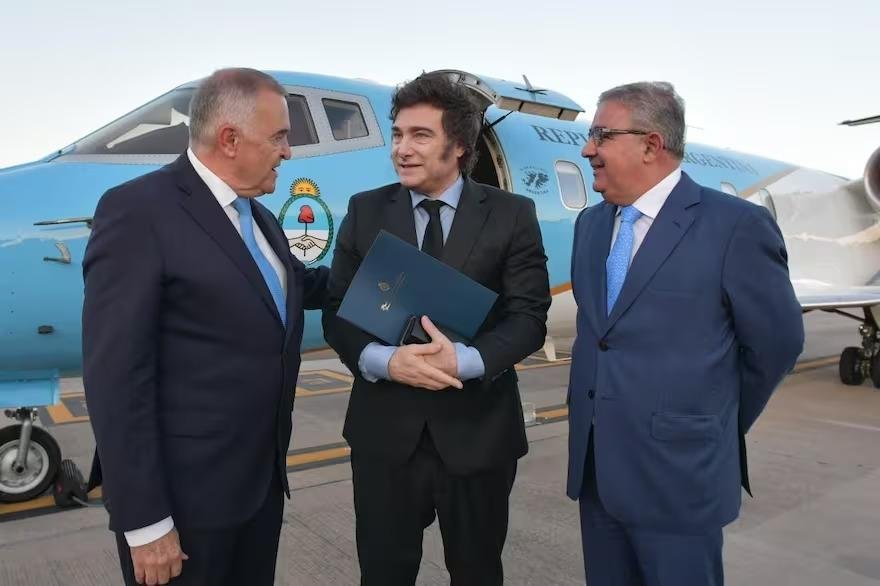 Por la “niebla”, el Presidente suspendió su viaje a Tucumán