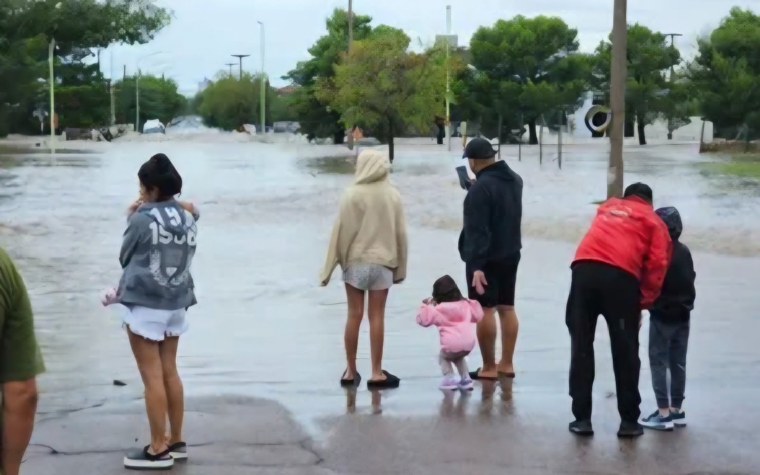 Bahía Blanca: la Provincia prorrogó por 30 días la emergencia por la inundación de marzo