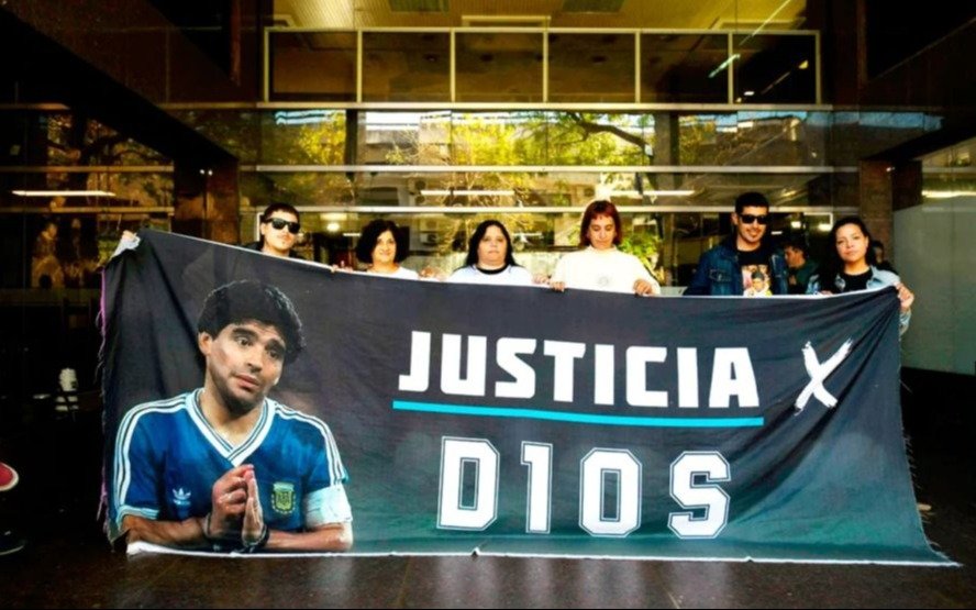 El efecto dominó que complica la causa Maradona: ahora suspendieron el juicio por jurados a la enfermera