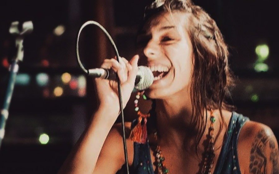 Murió la platense Araceli Julio, cantante de Satélite Kingston: tenía cáncer y reclamó por los ajustes en oncología