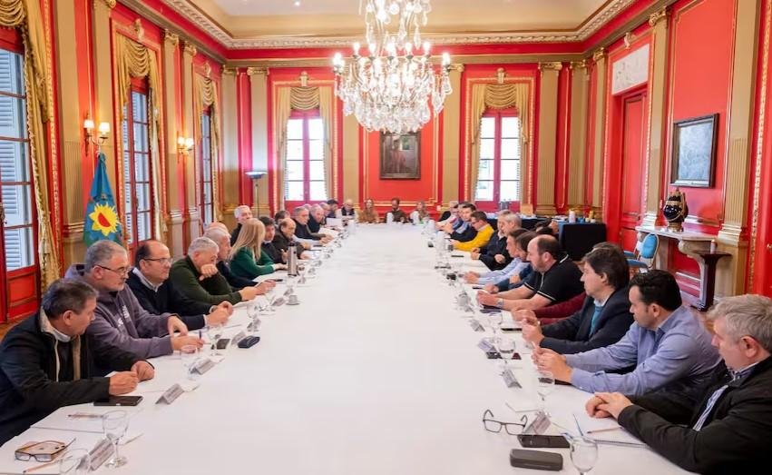 Fuerza Patria define los pasos a seguir para el armado de listas