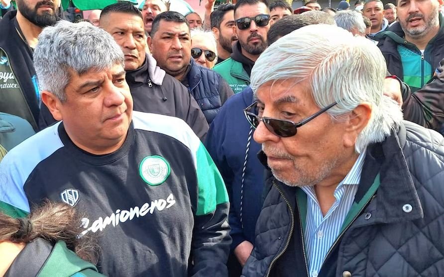 Hugo y Pablo Moyano se mostraron juntos: ¿acercamiento o estrategia para no ceder poder?