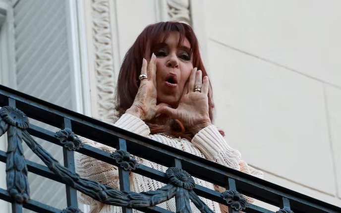 Jubilados: el día que Cristina Kirchner les dijo “no”, como quiere hacer Milei