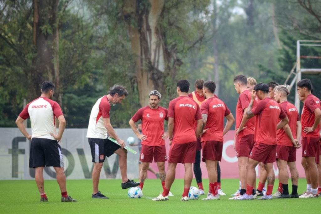 Estudiantes: entre el mercado y el debut en el Clausura