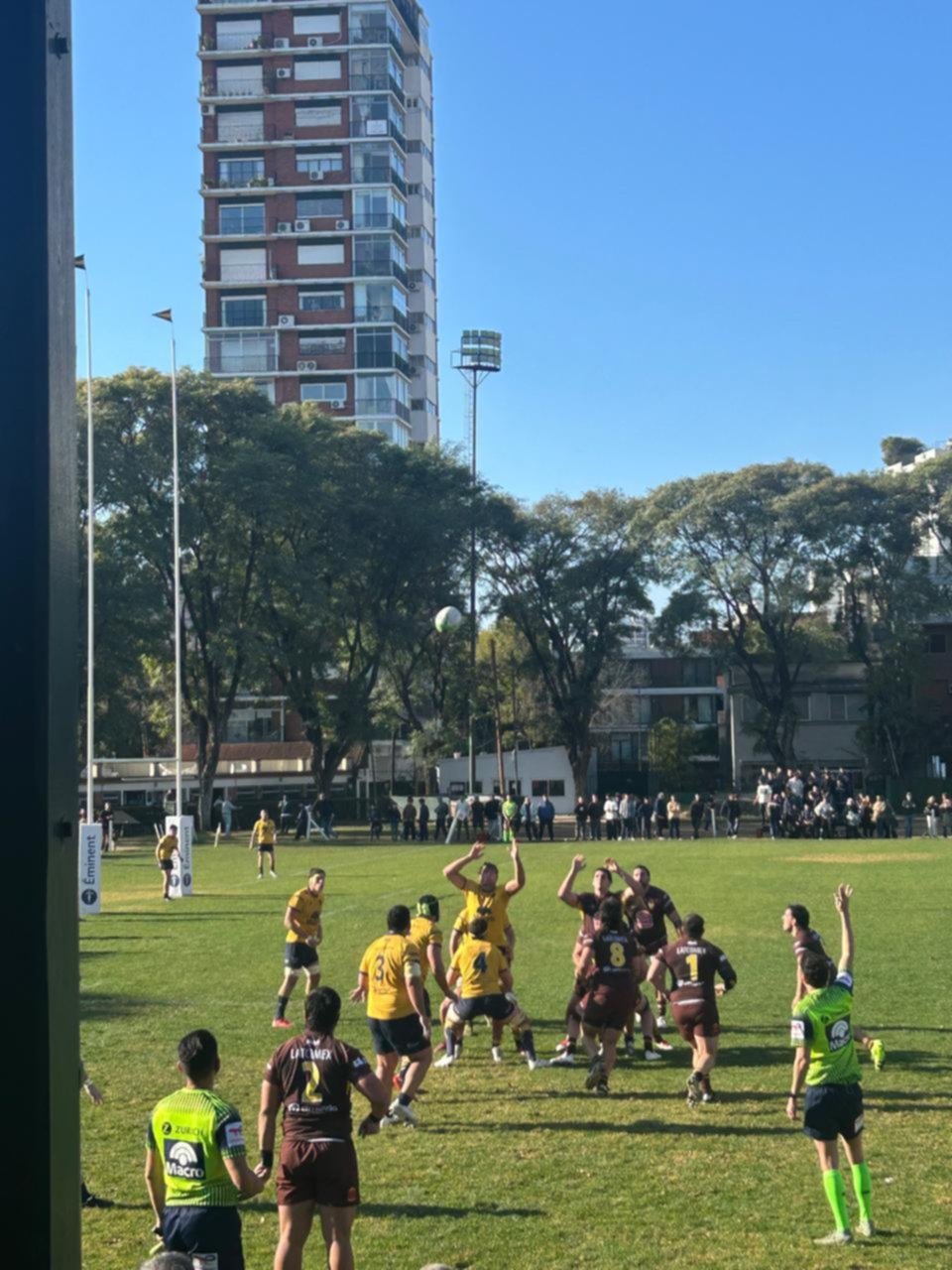 La Plata se la bancó en la casa del puntero