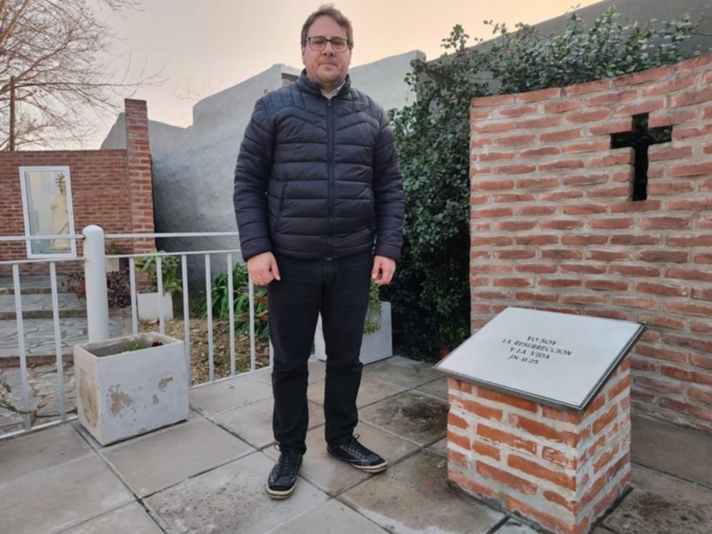 Cada vez más platenses eligen depositar las cenizas de sus muertos en cinerarios