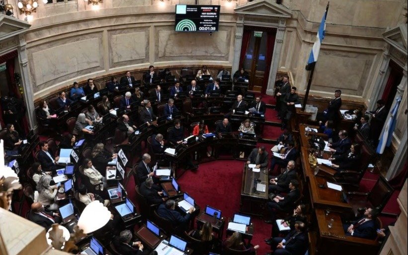 El plan de los tres pasos de Javier Milei tras la derrota: veto, justicia y negociación