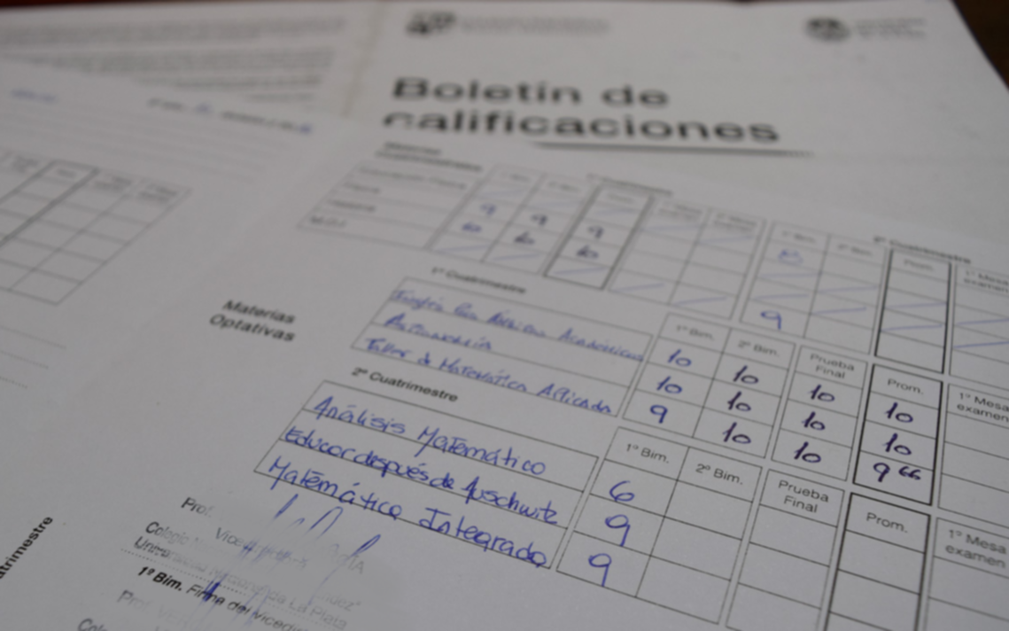 Libreta digital en escuelas secundarias de La Plata y Provincia: de qué trata y qué pasará con los boletines