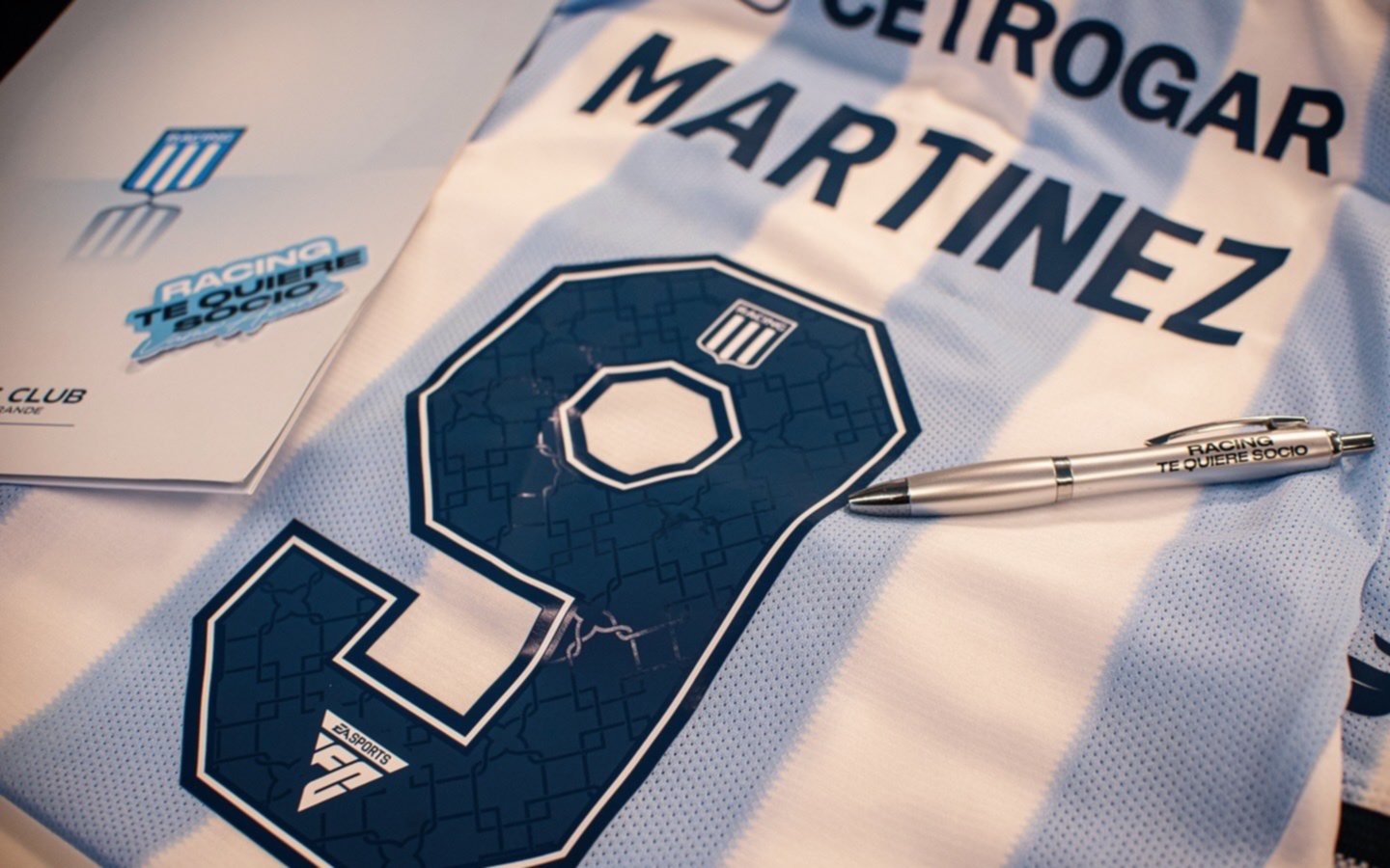 Racing blindó a Maravilla Martínez tras el interés de River: la cláusula más alta de la historia del fútbol argentino